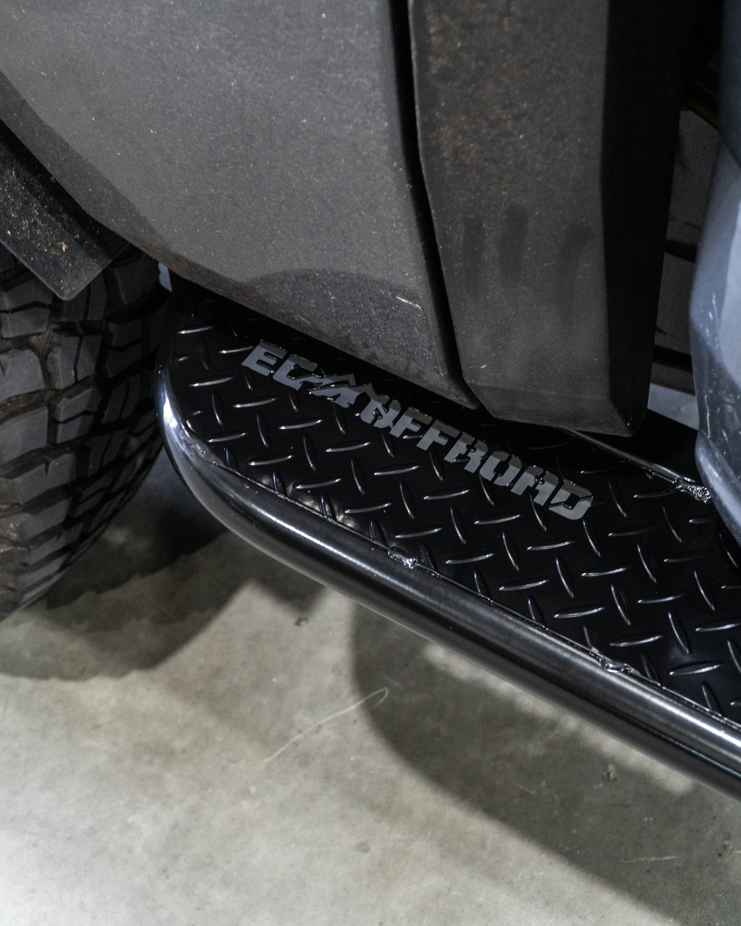 EC Offroad Side steps / Rock Sliders to suit Ford F250 / F350